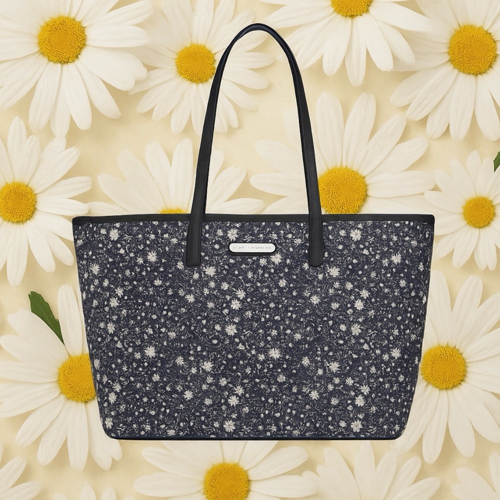Michael Kors Jet Set Ditzy Floral Tote bag.  Blue and white and silver